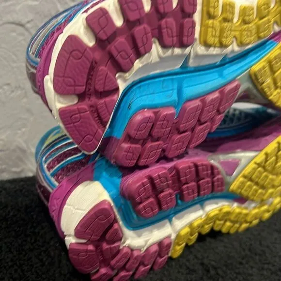🔥🔥 BROOKS Adrenaline GTS 15 Women’s Running  Sneaker Shoes Sz 11 - EXCELLENT