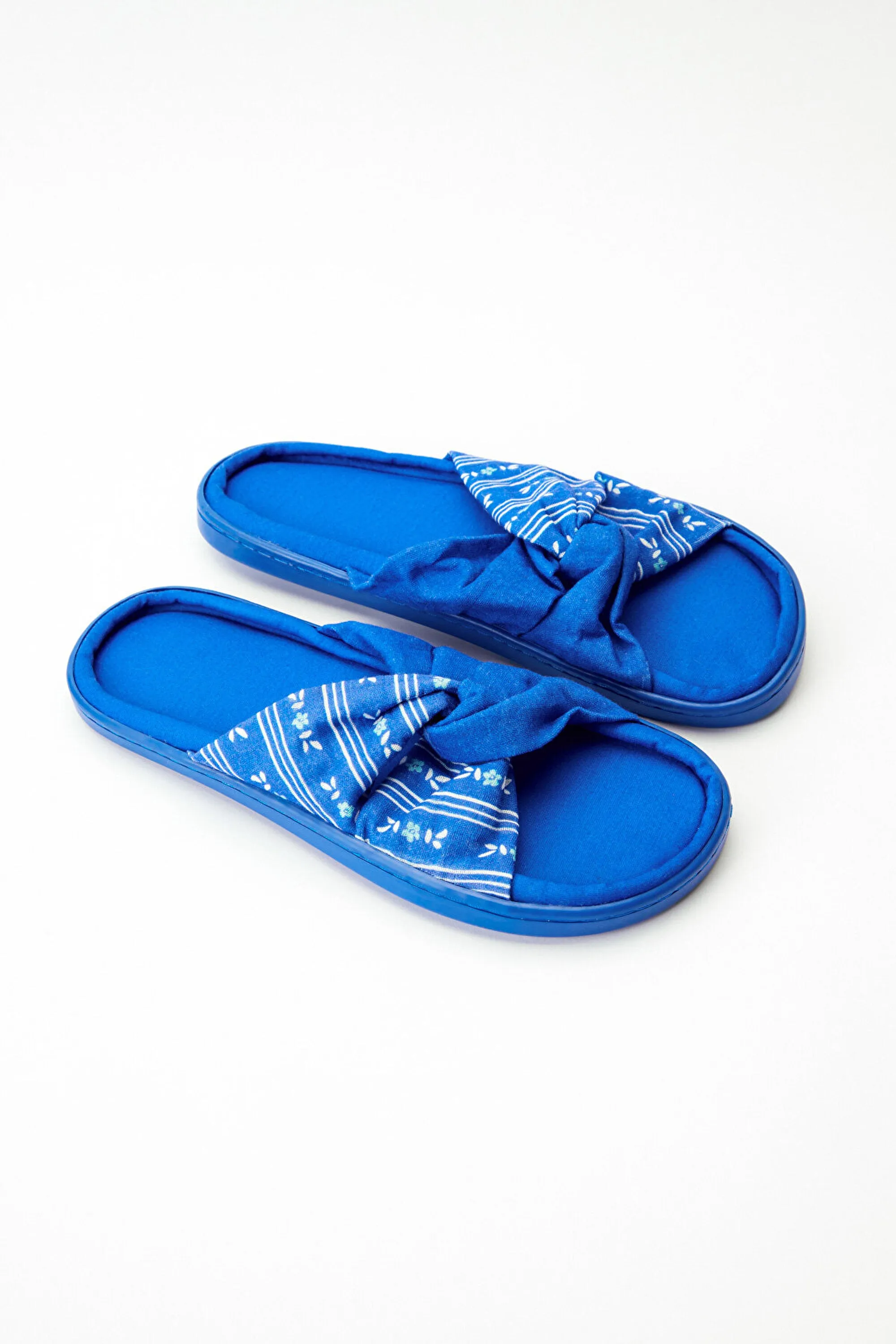 Carrie Slippers