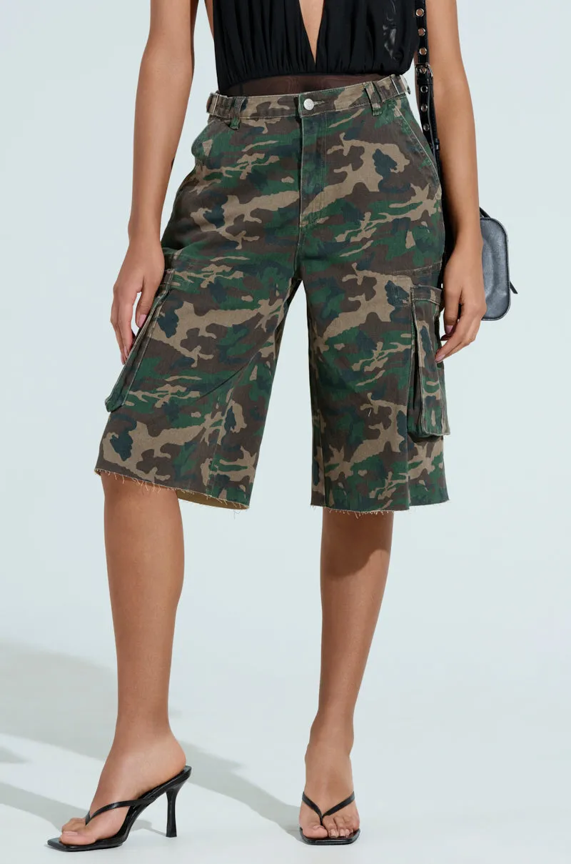DOWN AND DIRTY CAMO BERMUDA SHORT