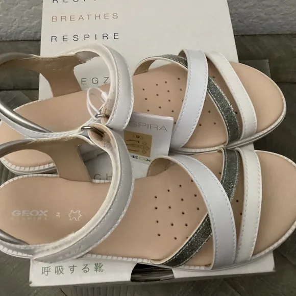 Geox Kids' Karly Sandal, size 3US / 34EU