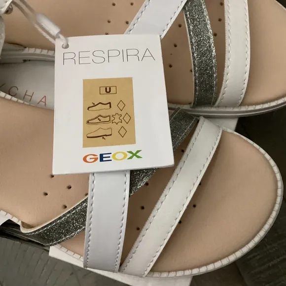 Geox Kids' Karly Sandal, size 3US / 34EU