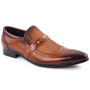Men “KANIEL” Textured Perforated Design Metallic Buckle Formal Shoes