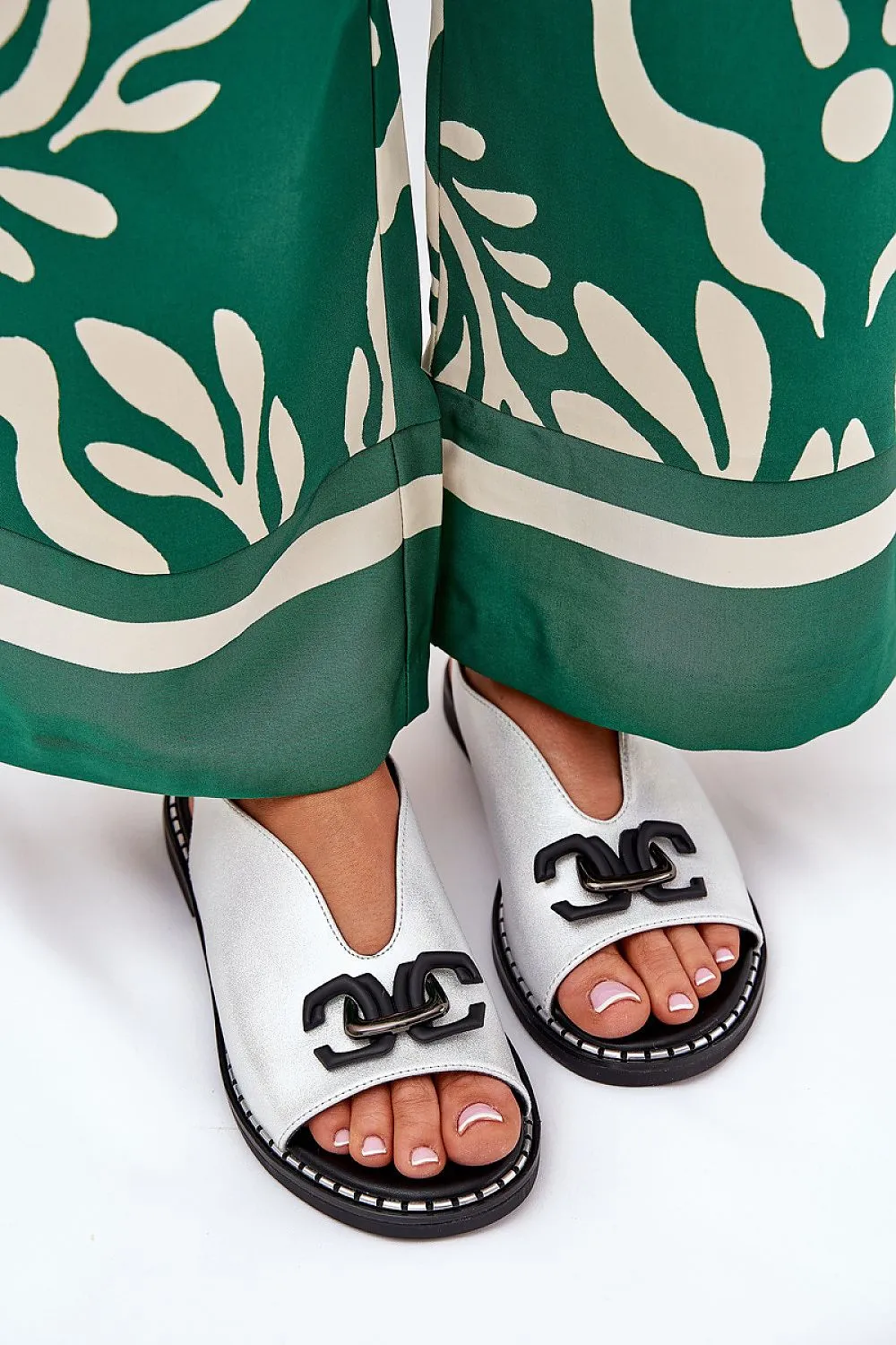 Sandals Step in style
