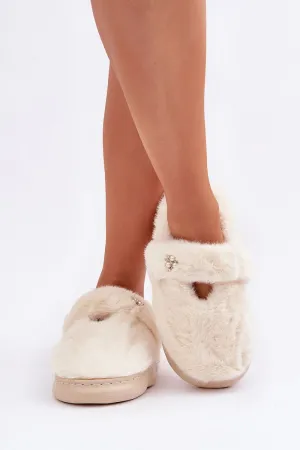 Women's small brooch fur slippers