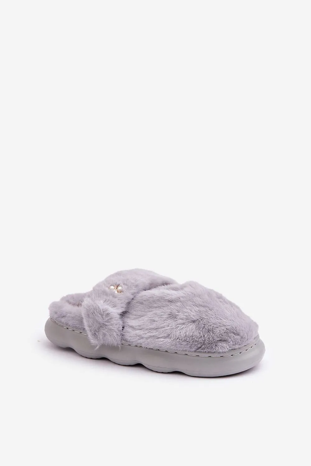 Women's small brooch fur slippers